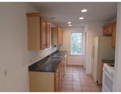 33 Villanova St, East Longmeadow, MA 01028 photo 7