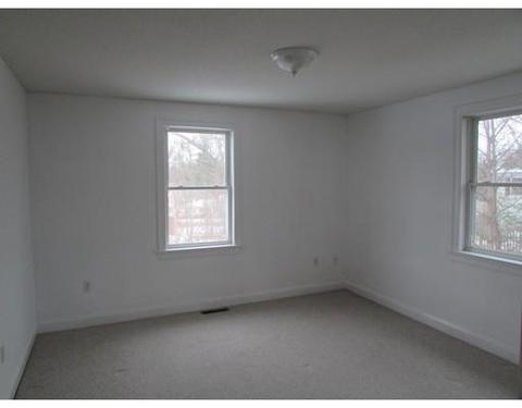 33 Villanova St, East Longmeadow, MA 01028 photo 12