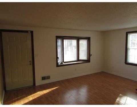 1070 Berkshire Ave, Springfield, MA 01151 photo 6