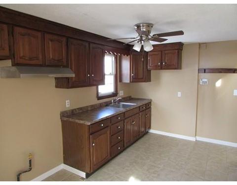 1070 Berkshire Ave, Springfield, MA 01151 photo 5