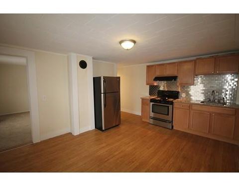6 Prospect St, Easthampton, MA 01027 photo 4