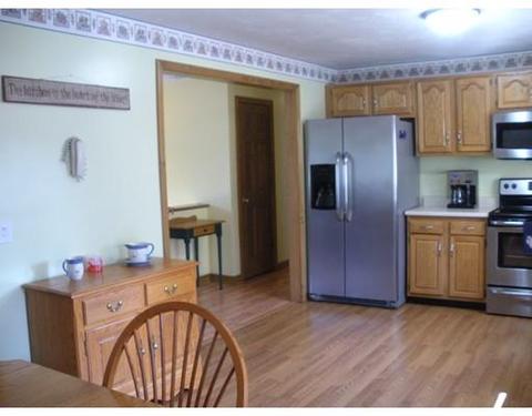 35 Etre Dr, Worcester, MA 01604 photo 3