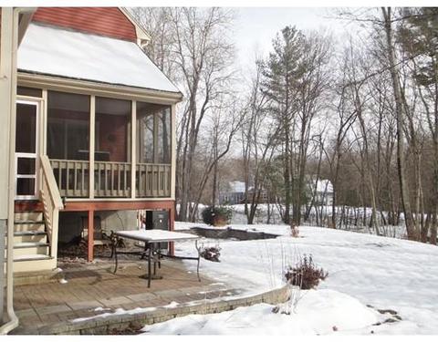 3 Spring Brook Ct #B, Mendon, MA 01756 photo 3