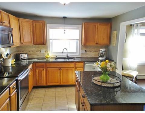 3 Spring Brook Ct #B, Mendon, MA 01756 photo 5