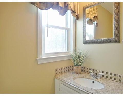 3 Spring Brook Ct #B, Mendon, MA 01756 photo 11