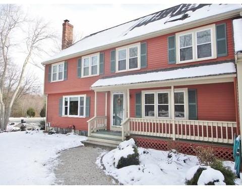3 Spring Brook Ct #B, Mendon, MA 01756 photo 2