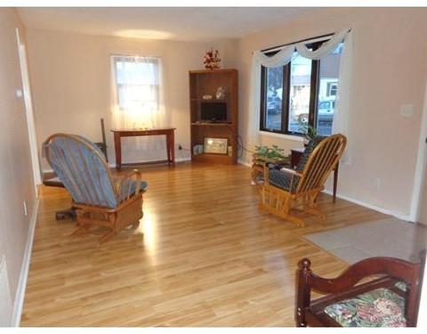 11 Mccarthy Ave, Chicopee, MA 01020 photo 15