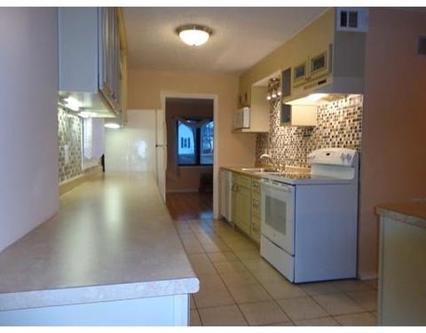 11 Mccarthy Ave, Chicopee, MA 01020 photo 10