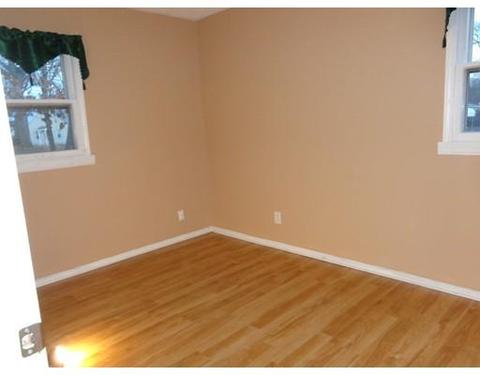 11 Mccarthy Ave, Chicopee, MA 01020 photo 22