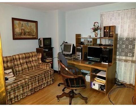 74 E Drumlin Rd, Springfield, MA 01108 photo 14