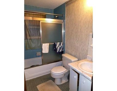 74 E Drumlin Rd, Springfield, MA 01108 photo 16