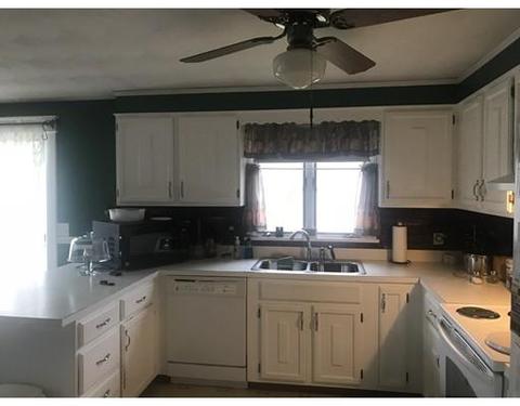 1092 Meridian St, Fall River, MA 02720 photo 9