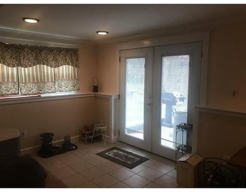 1092 Meridian St, Fall River, MA 02720 photo 19