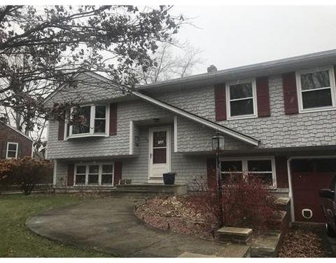 1092 Meridian St, Fall River, MA 02720 photo 2