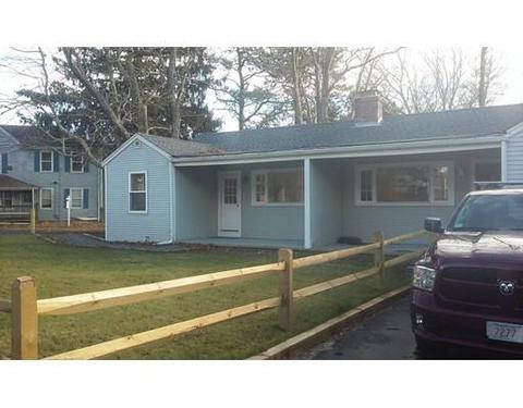 104 Onset Ave, Buzzards Bay, MA 02532 photo 2