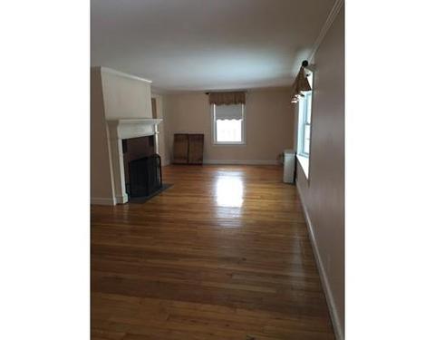 5 Danforth St, Lawrence, MA 01843 photo 6