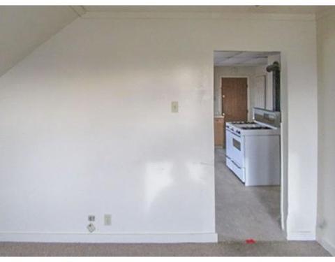 168 Crawford St, Woonsocket, RI 02895 photo 14