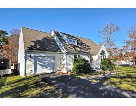 56 Fox Hill Rd, Mashpee, MA 02649 photo 2