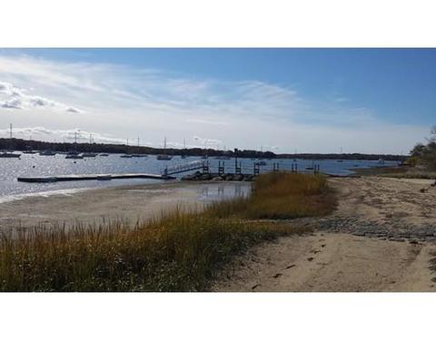 98 Elgin Rd, Bourne, MA 02559 photo 3