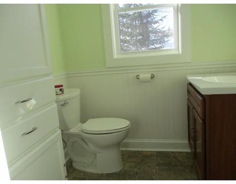 133 Grattan St, Chicopee, MA 01020 photo 7