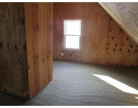 133 Grattan St, Chicopee, MA 01020 photo 17