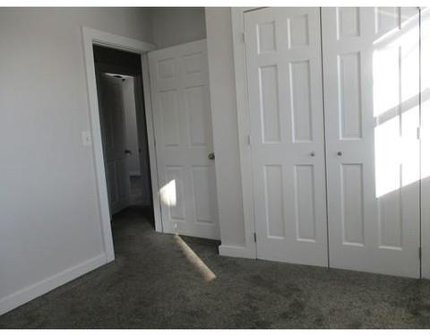 133 Grattan St, Chicopee, MA 01020 photo 16