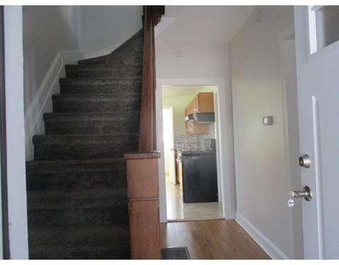 133 Grattan St, Chicopee, MA 01020 photo 3