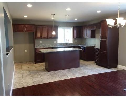 180 Pitman St, Fall River, MA 02723 photo 2