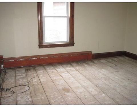 10 Maple Ave, Ware, MA 01082 photo 2