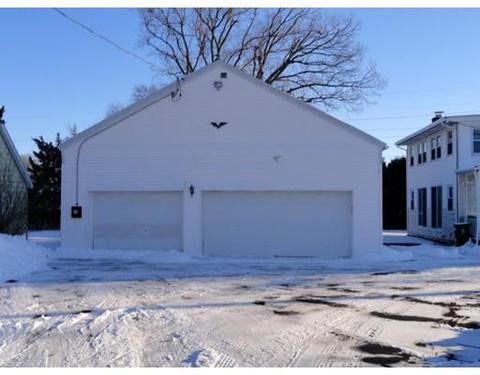 14 Ingham St, Chicopee, MA 01020 photo 5