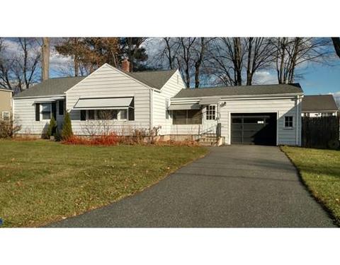67 Kane St, Springfield, MA 01119 photo 1