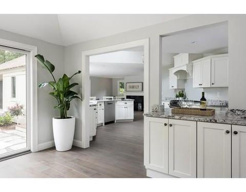 148 Paddock Cir, Mashpee, MA 02649 photo 3