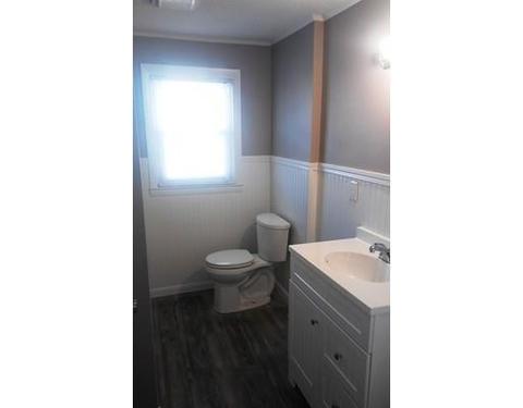 11 Coomes St, Springfield, MA 01108 photo 8