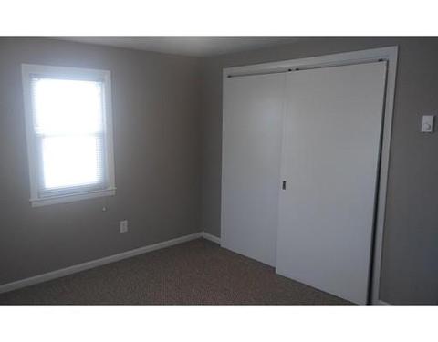 11 Coomes St, Springfield, MA 01108 photo 9
