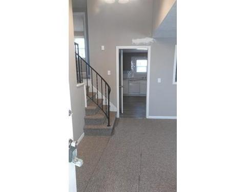 11 Coomes St, Springfield, MA 01108 photo 3