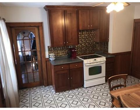 5 White Ave, Douglas, MA 01516 photo 2