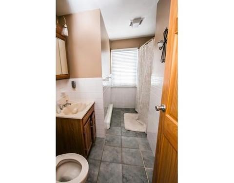 14 Como Dr, Chicopee, MA 01020 photo 12
