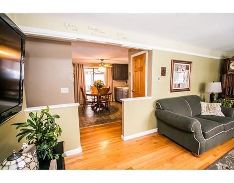 14 Como Dr, Chicopee, MA 01020 photo 7