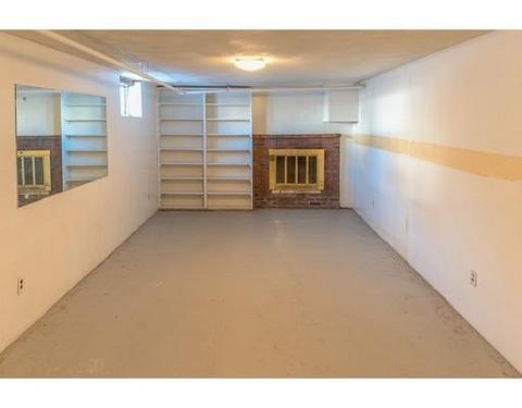 8 Tedesco St, Marblehead, MA 01945 photo 21