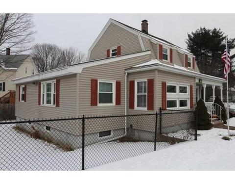 19 Waldo St, Dedham, MA 02026 photo 2