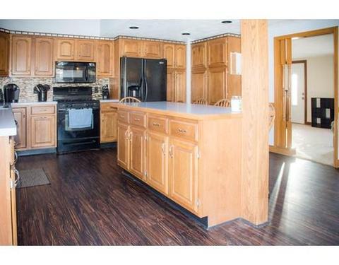 3 Appleton St, Saugus, MA 01906 photo 5