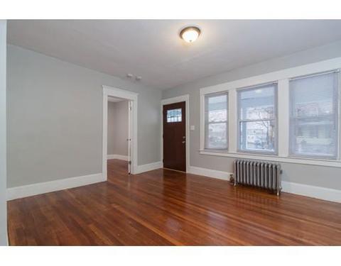 17 Leete St, Springfield, MA 01108 photo 5