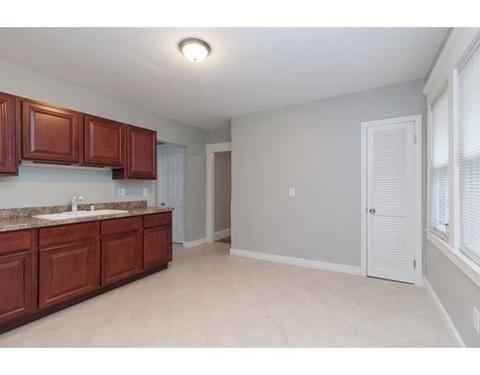 17 Leete St, Springfield, MA 01108 photo 16