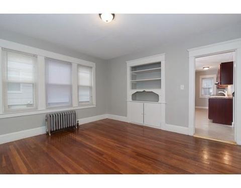 17 Leete St, Springfield, MA 01108 photo 13