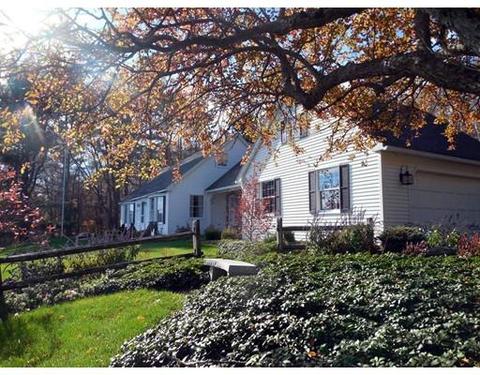 34 Berkshire Dr, Ware, MA 01082 photo 1