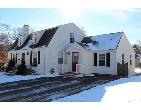 2 Sycamore Ln, Hingham, MA 02043 photo 1