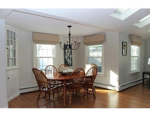 2 Sycamore Ln, Hingham, MA 02043 photo 4