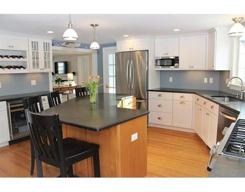 2 Sycamore Ln, Hingham, MA 02043 photo 10
