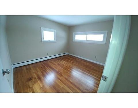 369 Stapleton, Springfield, MA 01119 photo 11