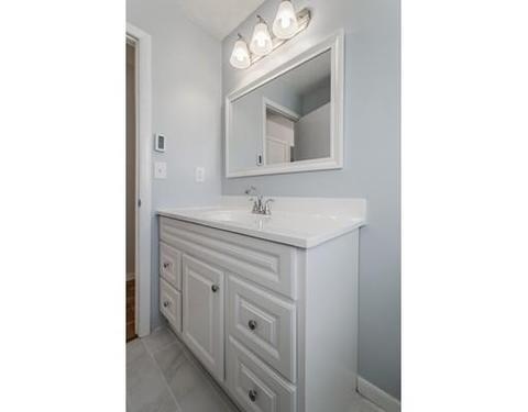 16 Prentice St, Springfield, MA 01104 photo 7